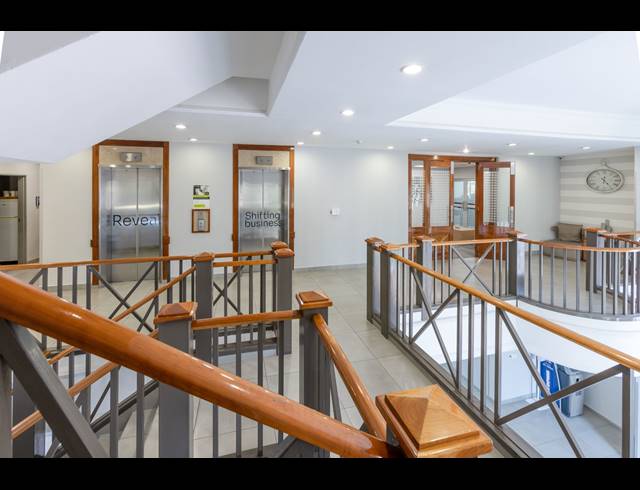 5,571M² OFFICE TO LET IN HYDE PARK
